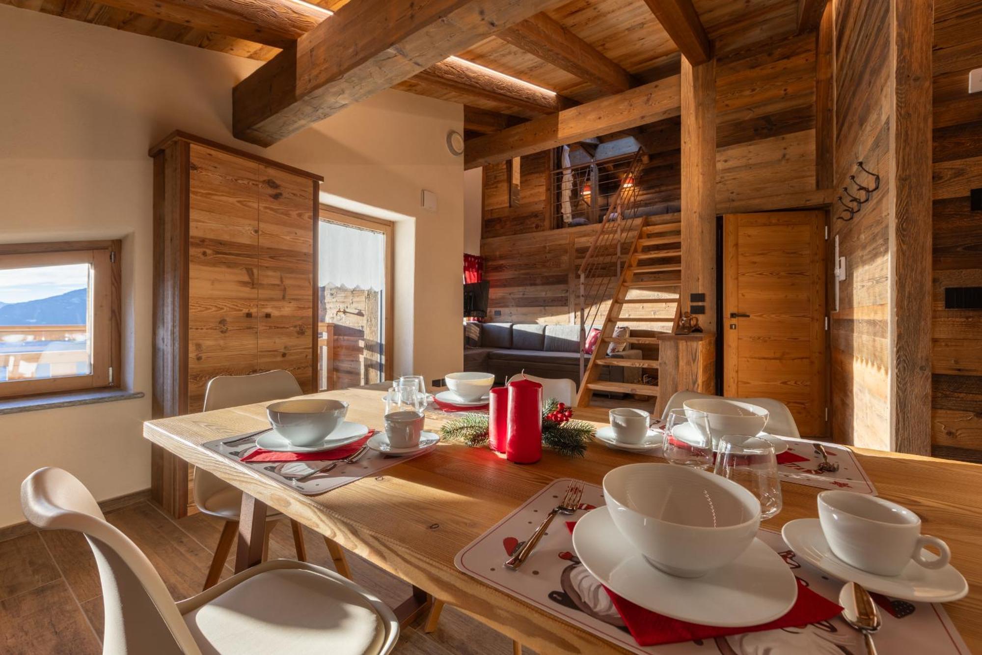 Les Reves Des Montagnards, Appartements De Charme Torgnon Bagian luar foto